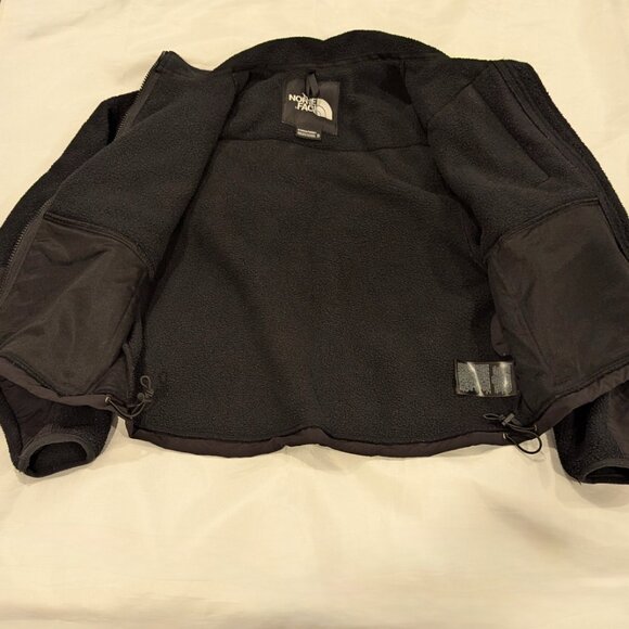 The North Face Retro Denali Jacket (Fleece, Black) - Picture 10 of 16